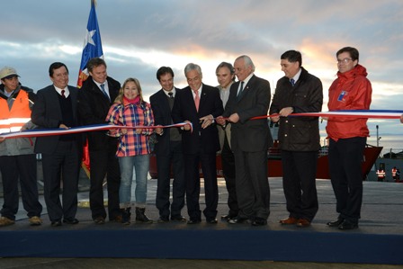 Ministro (s) Palacios, inaugura junto a Presidente Piñera rampa en Caleta La Arena de Puerto Montt