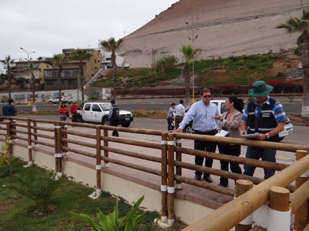 Directora Nacional de Obras Portuarias Inspecciona estado de borde costero post terremoto