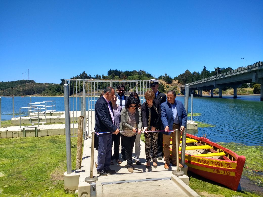 Inauguran muelle flotante en Laguna de Cahuil en Pichilemu, un nuevo espacio para deportes náuticos y actividades recreativas
