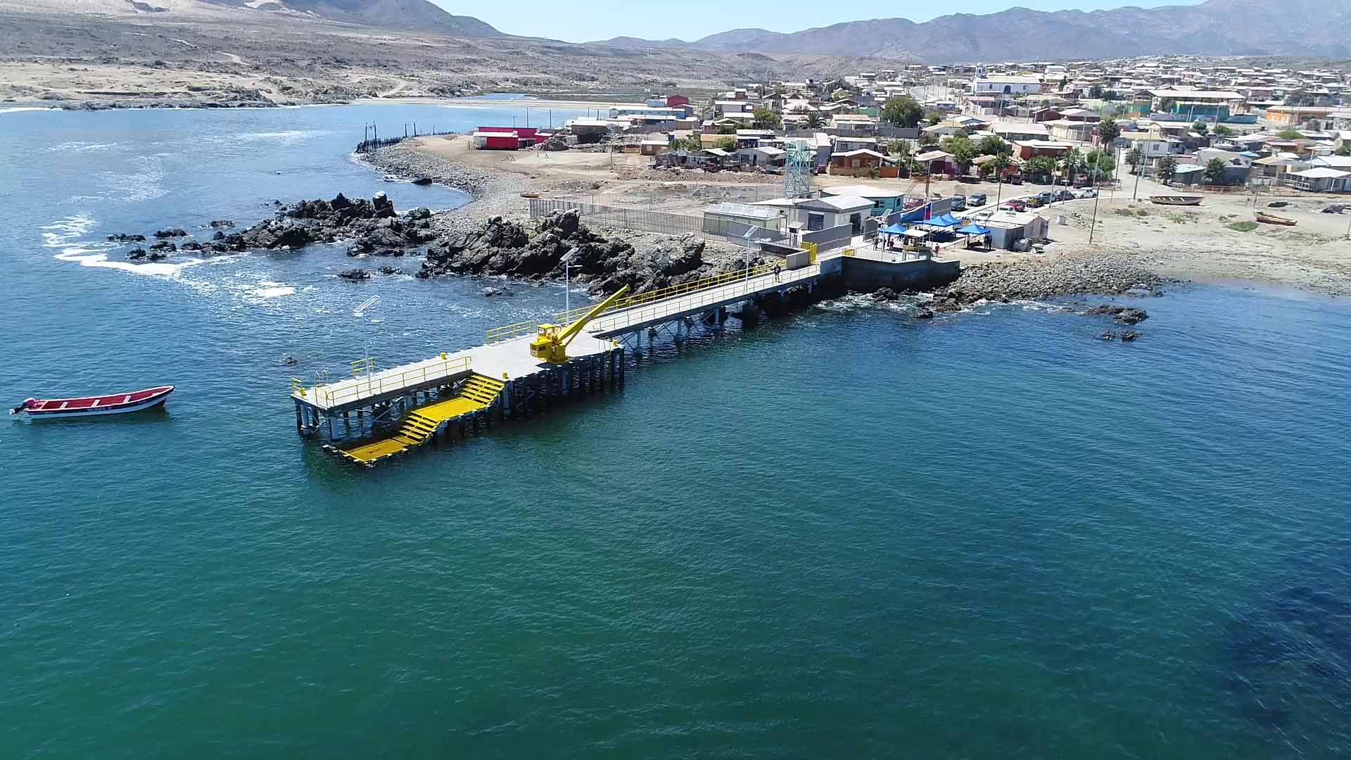 Inauguran caleta de pescadores Carrizal Bajo y avanza plan de apoyo a la pesca artesanal rural en Atacama