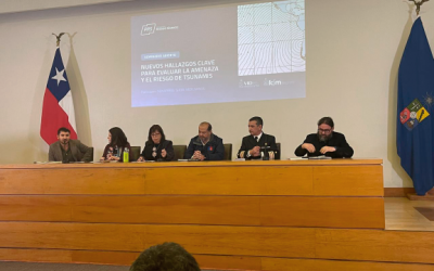 Funcionarios DOP participaron en seminario de la U. de Chile sobre análisis de amenazas de tsunamis