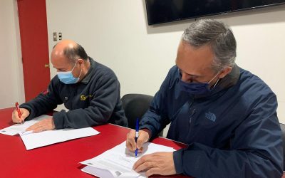 DOP Y SERNAPESCA firman convenio para agilizar tramitaciones de destinaciones por Ley Caleta