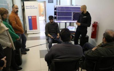 Psicólogo Eugenio Lizama da charla en la DOP sobre el manejo del estrés