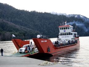 MOP inicia construcción de segundo transbordador para conectividad en Lago Pirehueico