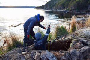 Equipo de la DOP ejecuta trabajos arqueológicos en Puerto Toro