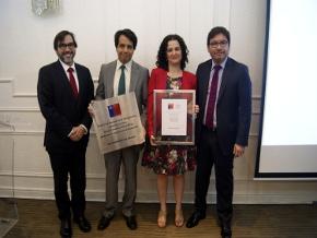 La primera playa artificial en un lago de Chile es reconocida por Sello Inclusivo de Senadis