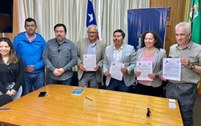 DOP y Municipio de Ancud firman convenio para fortalecer el desarrollo de proyectos en el borde costero