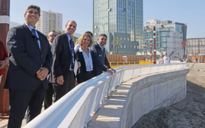 Ministro Arrau supervisa etapa final de obras de emergencia en borde costero de Iquique