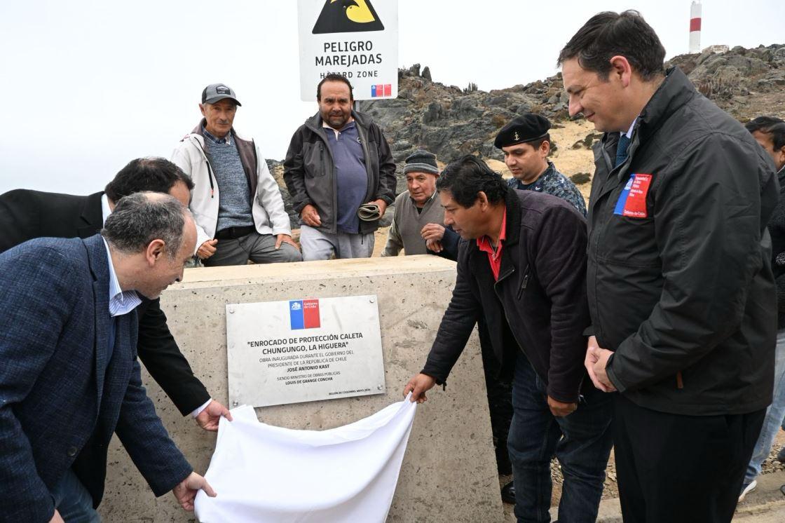 DOP inaugura obras de enrocado en caleta Chungungo que fortalecerán seguridad de la pesca artesanal
